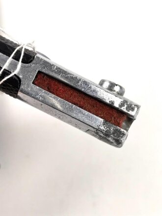 Exraseitengewehr  KS98,  Eigentumstück, Gesamtlänge 35 cm, ohne Hersteller, roter Filz in Führungsschiene,