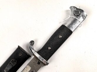 Exraseitengewehr  KS98,  Eigentumstück, Gesamtlänge 35 cm, ohne Hersteller, roter Filz in Führungsschiene,