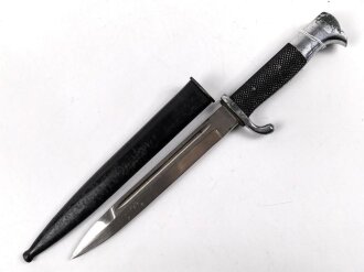 Exraseitengewehr  KS98,  Eigentumstück, Gesamtlänge 35 cm, ohne Hersteller, roter Filz in Führungsschiene,