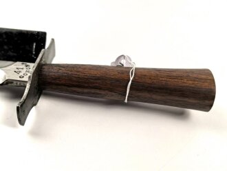 Frankreich 2.Weltkrieg, Kampfmesser " 41 GONON" Unter deutscher Besatzung Hergestellt und so an Deutsche Soldaten in Norwegen ausgegeben. Guter Gesamtzustand