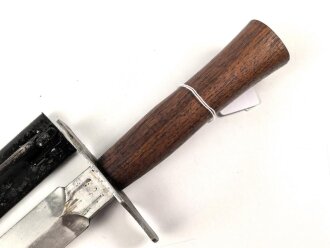 Frankreich 2.Weltkrieg, Kampfmesser " 41 GONON" Unter deutscher Besatzung Hergestellt und so an Deutsche Soldaten in Norwegen ausgegeben. Guter Gesamtzustand