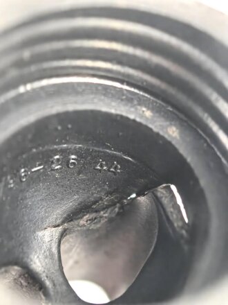 Mundstück für Gasmaskenfilter Wehrmacht, spätes Stück, wird direkt auf den Gasmaskenfilter aufgeschraubt. Selten, Gummi angetrocknet