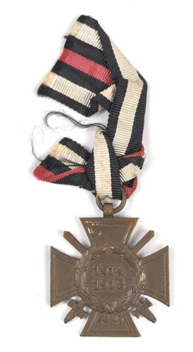 Ehrenkreuz für Frontkämpfer am Band mit Hersteller R.V. 67 Pforzheim