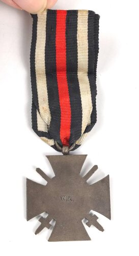 Ehrenkreuz für Frontkämpfer am Band mit Hersteller W.K.