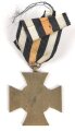 Ehrenkreuz für Frontkämpfer am Band mit Hersteller W.R.