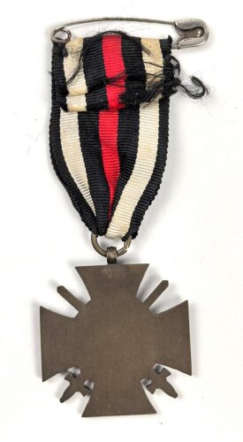 Ehrenkreuz für Frontkämpfer am Band mit Hersteller G 11