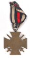 Ehrenkreuz für Frontkämpfer am Band mit Hersteller O.2