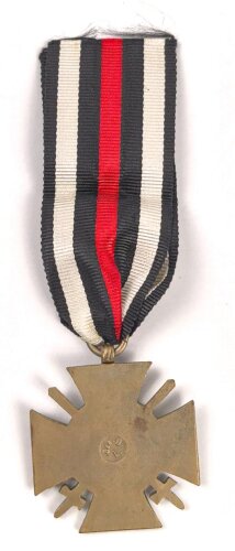 Ehrenkreuz für Frontkämpfer am Band mit Hersteller GBR. D. L.