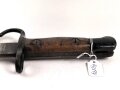 Großbritannien, Seitengewehr 1911 Pattern Enfield P07 Hooked Quillon Bayonet  seltene Scheide des 1.Modells, Hersteller Sanderson, Scheidenblech und Griffteile nachlackiert