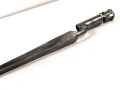 Österreich, Tüllenbajonett, wohl vor 1800, 3-kantklinge mit tiefer Blutrinne , Doppelkopfadler auf Fehlschärfe, lGesamtlänge 55 cm,  Durchmesser Tülle 22 mm verjüngt sich auf 20,5 mm