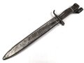Kaiserreich, 1.Weltkrieg, Aushilfsseitengewehr Typ EB47 ( nach Carter ) mit geprägtem  Ganzstahlgriff , Originallackreste, Klinge mit Hohlkehle,  fag Scheide mit Truppenbezeichnung, Schraube ergänzt,