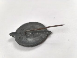 Winterhilfswerk Reichsstrassensammlung, Tag der Wehrmacht, Schwert vor Hakenkreuz mit rundem Eichenlaubkranz
