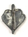 Winterhilfswerk Reichsstrassensammlung, Tag der Wehrmacht, Schwert vor Hakenkreuz mit halbem Eichenlaubkranz