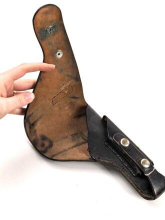 Pistolentasche schwarzes Leder, Alter und Herkunft unbekannt
