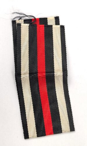 Band zum Ehrenkreuz für Frontkämpfer / Kriegsteilnehmer. Breite 30mm, Gesamtlänge 14cm