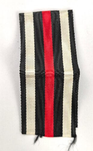 Band zum Ehrenkreuz für Frontkämpfer / Kriegsteilnehmer. Breite 30mm, Gesamtlänge 14cm