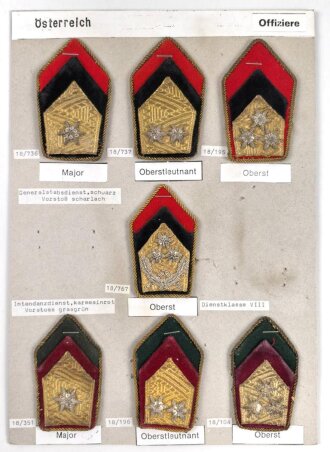Österreich, Sammlung Rangabzeichen für Offiziere, auf Karton getackert