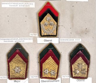 Österreich, Sammlung Rangabzeichen für Offiziere, auf Karton getackert