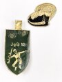 Österreich, Truppenkörperabzeichen "Jägerbataillon 12", Maße 45 x 65mm. defekt