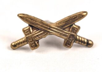 Schwerterauflage für eine Bandspange. Breite 13,5...