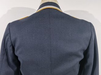 Luftwaffe, Viertaschenrock für einen Oberfeldwebel fliegertechnisches Personal. Alle Effekten Originalvernäht.