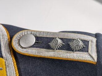Luftwaffe, Viertaschenrock für einen Oberfeldwebel fliegertechnisches Personal. Alle Effekten Originalvernäht.
