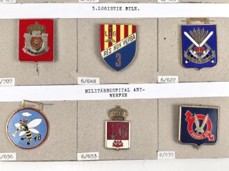 Belgien, Sammlung verschiedener Abzeichen