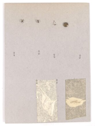 Belgien, Sammlung verschiedener Abzeichen, teils auf Karton getackert oder geklebt