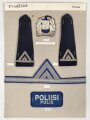 Finnland, Sammlung Rangabzeichen der Polizei, auf Karton getackert