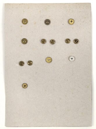 Finnland, Sammlung Armee- Leistungsabzeichen, auf Karton