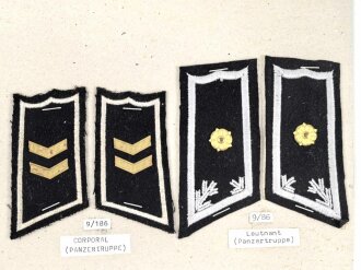 Finnland, Sammlung Rangabzeichen der Panzertruppe, auf Karton getackert