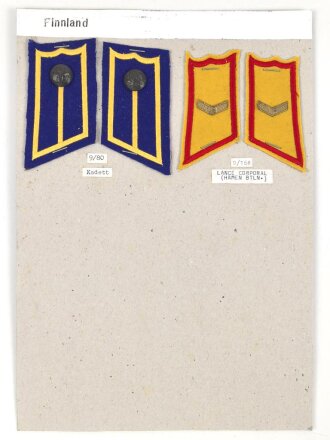 Finnland, Sammlung Rangabzeichen, auf Karton getackert