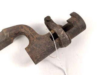 Großbritannien, Tüllenbajonett Modell 1876 vermutlich für Martini Henry  Gesamtlänge 62,5 cm, 3-Kantklinge, Tüllendurchmesser 16mm, ungereinigt