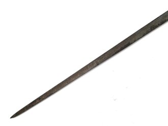 Großbritannien, Tüllenbajonett Modell 1876 vermutlich für Martini Henry  Gesamtlänge 62,5 cm, 3-Kantklinge, Tüllendurchmesser 16mm, ungereinigt