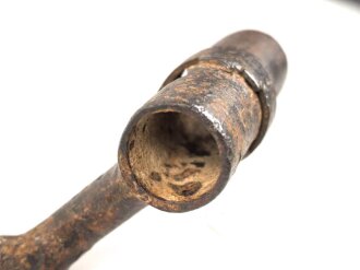 Bayern, Tüllenbajonett Podewils, Dreikantklinge Modell 1858 für Gewehr Podewils , Linder Braunmühl  , ungereinigt, Länge 60,5 cm, Tülleninnendurchmesser ca 20mm,