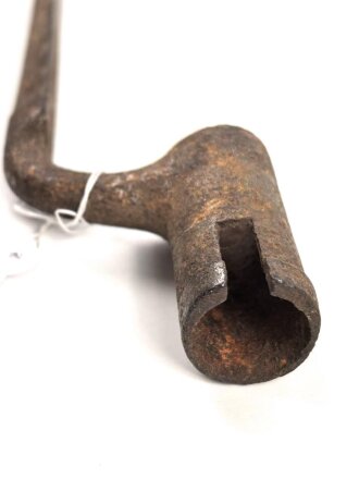 Preussen, Tüllenbajonett ,  Modell 1841,  Dreikantklinge ,Länge 55,2 cm, Tüllendurchmesser 21 mm, Tüllenlänge 54 mm, Sperring fehlt, ungereinigt
