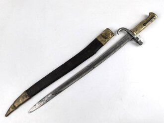 Bayern, Seitengewehr für Werder Gewehr Modell 1869, erleichtertes Modell, Scheidenbleche beschädigt, Naht des Scheidenleder offen, Leder weich, diverse Markierungen auf den Metallteilen, Herstellersteller W&ST (?), schlecht lesbar