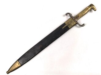 Württemberg, Pionierfaschinenmesser Modell 1871, mit Klinge älterer Ausführung, Hersteller FA Hermes Solingen, Klingenlänge 44,8 cm, Gesamtlänge mit Scheide 58 cm, Truppenstempel, Abnahmestempel 97 W, die Scheidenbeschläge gereinigt