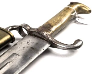 Württemberg, Pionierfaschinenmesser Modell 1871, mit Klinge älterer Ausführung, Hersteller FA Hermes Solingen, Klingenlänge 44,8 cm, Gesamtlänge mit Scheide 58 cm, Truppenstempel, Abnahmestempel 97 W, die Scheidenbeschläge gereinigt