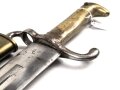 Württemberg, Pionierfaschinenmesser Modell 1871, mit Klinge älterer Ausführung, Hersteller FA Hermes Solingen, Klingenlänge 44,8 cm, Gesamtlänge mit Scheide 58 cm, Truppenstempel, Abnahmestempel 97 W, die Scheidenbeschläge gereinigt