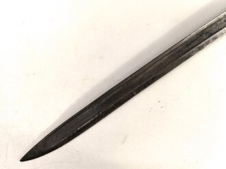 Österreich, Jatagan Seitengewehr Werndl Modell 1870, zum Infanterie- und Jägergewehr M1867/77.ohne Scheide, mit Abnahmemarke in Form des Doppeladlers, Herstellermarken auf der Klinge  und weitere Marken auf der Parierstange
