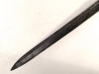 Österreich, Jatagan Seitengewehr Werndl Modell 1870, zum Infanterie- und Jägergewehr M1867/77.ohne Scheide, mit Abnahmemarke in Form des Doppeladlers, Herstellermarken auf der Klinge  und weitere Marken auf der Parierstange