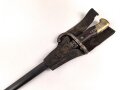 Frankreich, Seitengewehr Gras Modell 1874, sogenanntes Epee Bajonett, mit Koppelschuh, nummerngleich, Fertigung Saint Etienne 1877, zugehöriger Koppelschuh, dieser leicht defekt