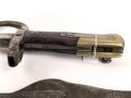 Frankreich, Seitengewehr Gras Modell 1874, sogenanntes Epee Bajonett, mit Koppelschuh, nummerngleich, Fertigung Saint Etienne 1877, zugehöriger Koppelschuh, dieser leicht defekt