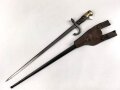 Frankreich, Seitengewehr Gras Modell 1874, sogenanntes Epee Bajonett, mit Koppelschuh, nummerngleich, Fertigung Saint Etienne 1877, zugehöriger Koppelschuh, dieser leicht defekt