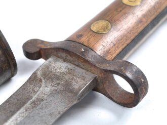 Großbritannien, Seitengewehr Modell P 1888 Mark I Typ II, ungereinigt, Hersteller und Abnahmestempel auf der Klinge