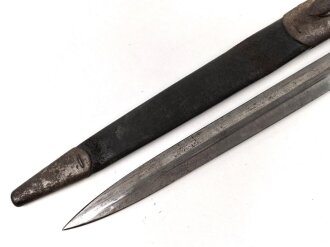 Großbritannien, Seitengewehr Modell P 1888 Mark I Typ II, ungereinigt, Hersteller und Abnahmestempel auf der Klinge