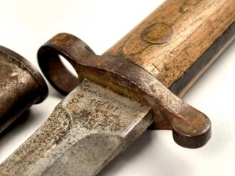 Großbritannien, Seitengewehr Modell P 1888 Mark I Typ II, ungereinigt, Hersteller und Abnahmestempel auf der Klinge