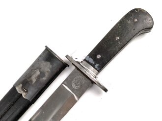 Kaiserreich, Hirsch-/Saufänger um 1890, Horngriffschalen, Lederscheide mit brünierten Stahlbeschlägen, Hersteller Eickhorn Solingen