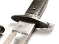 Kaiserreich, Hirsch-/Saufänger um 1890, Horngriffschalen, Lederscheide mit brünierten Stahlbeschlägen, Hersteller Eickhorn Solingen